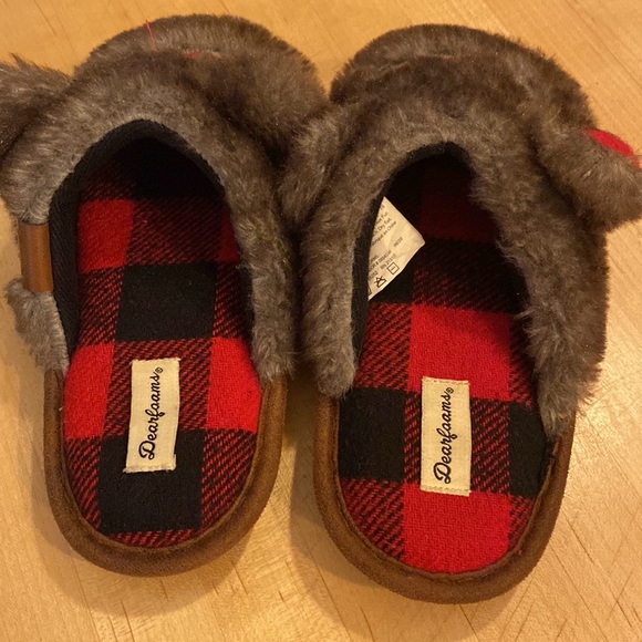 Size 11-12 toddler slippers - Picture 2 of 3